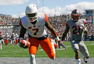 UConn Has No Answers For Etta-Tawo